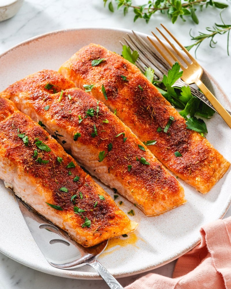 Easy Oven Baked Salmon: Foolproof Recipe for Tender Weeknights
